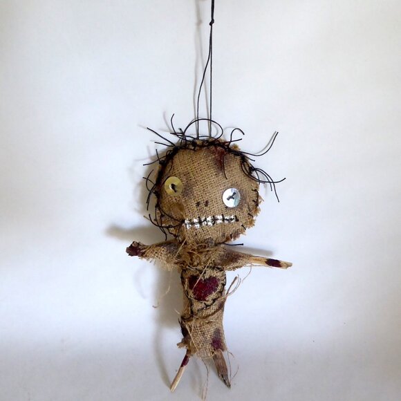 NEW CRADLE TO GRAVE CURIOSITIES HANDCRAFTED VOODOO DOLL PROP ODDITY - Picture 5 of 8